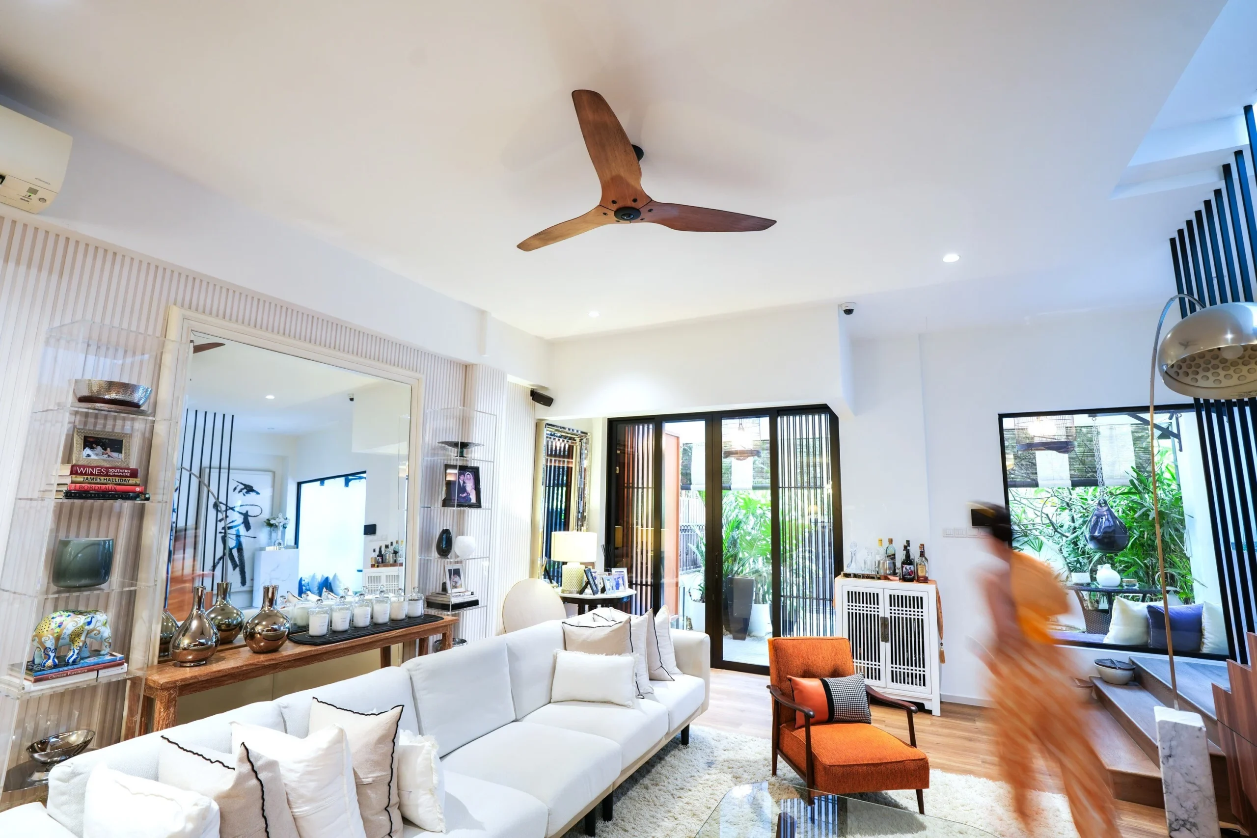 Resort-style ceiling fan in your home